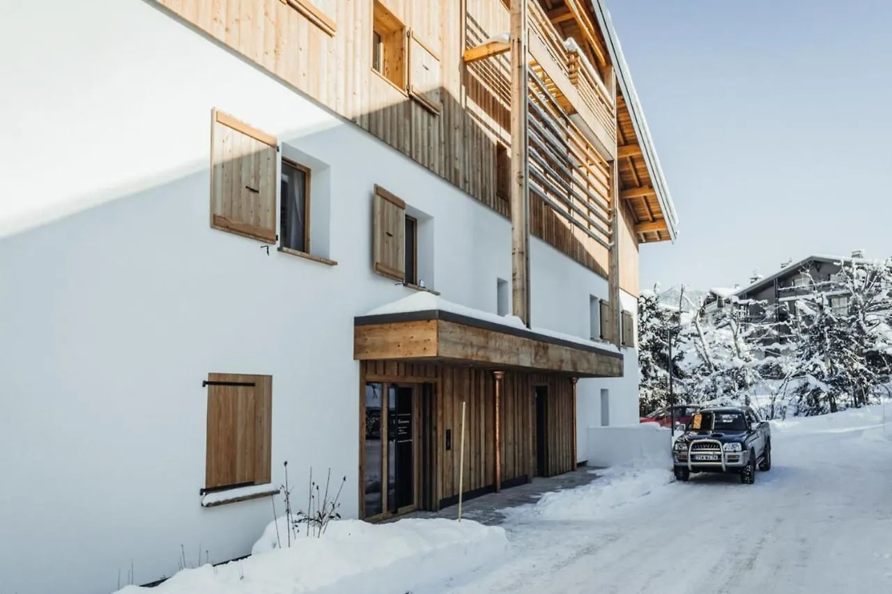 Allure Megeve 0*,  France