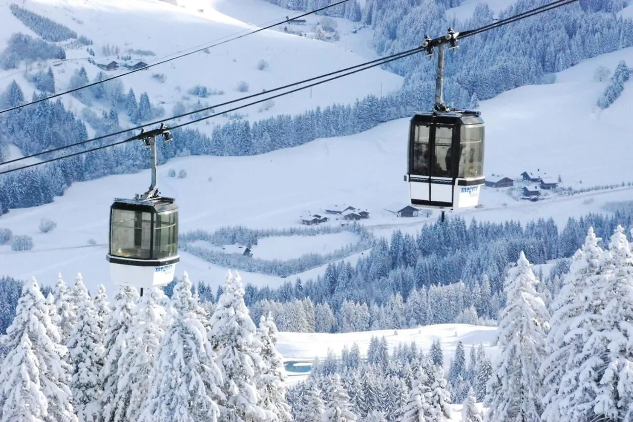Allure Megeve 0*,  France