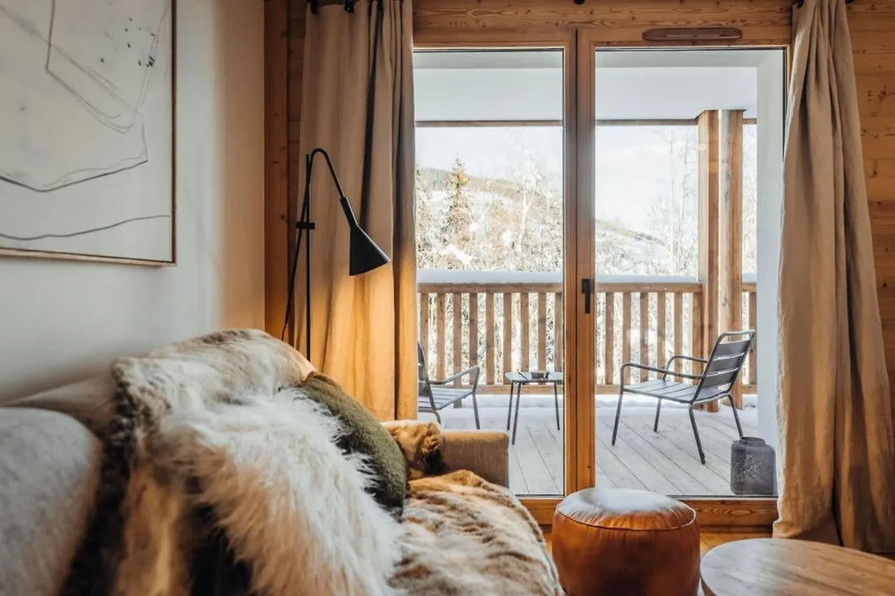 Allure Megeve 0*,